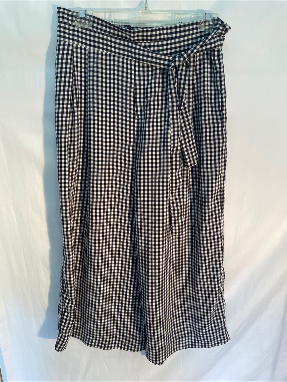 Zara Trafaluc Black and White Gingham Cropped Wide-Leg Pants